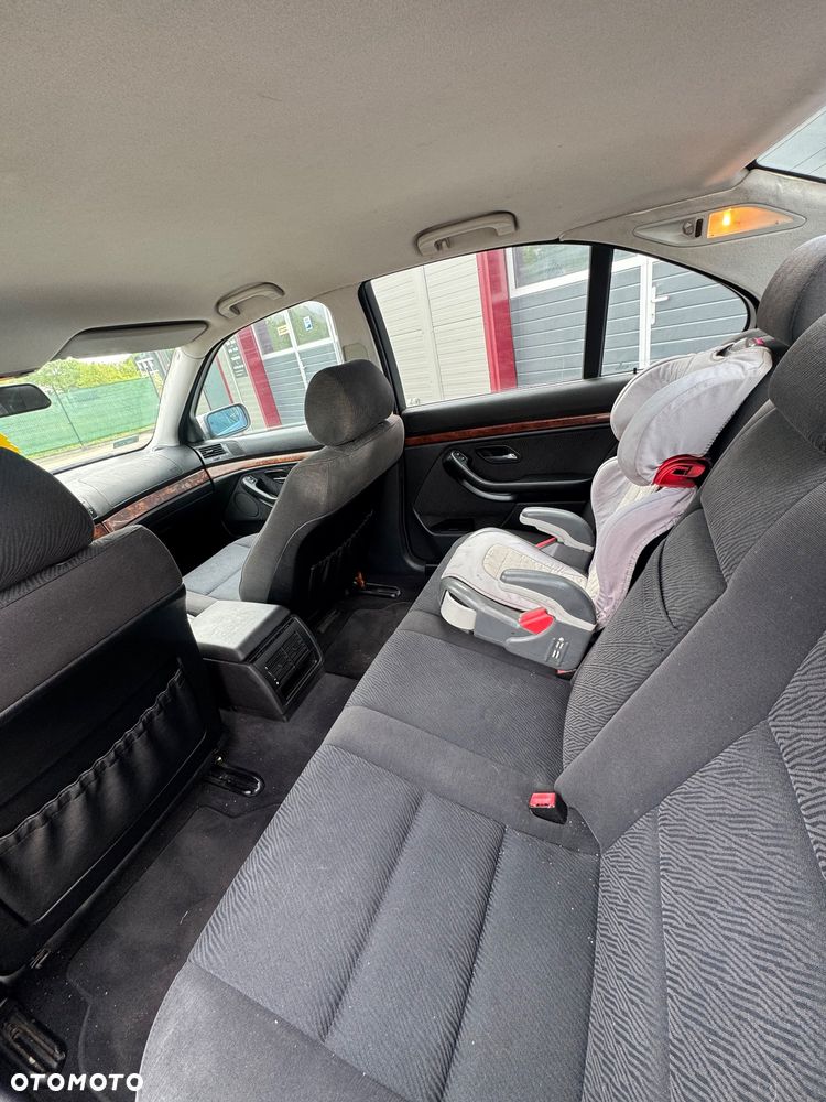 BMW Seria 5 - 11