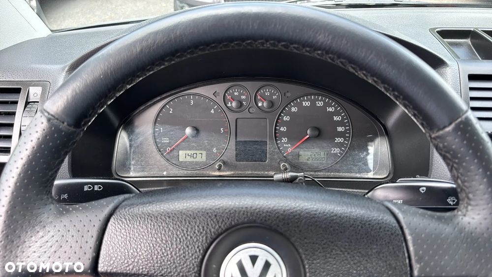 Volkswagen Transporter T5 - 13