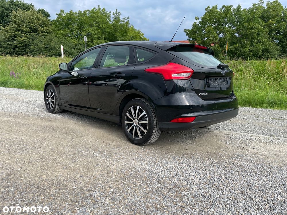 Ford Focus 1.0 EcoBoost Start-Stopp-System COOL&CONNECT DESIGN - 4