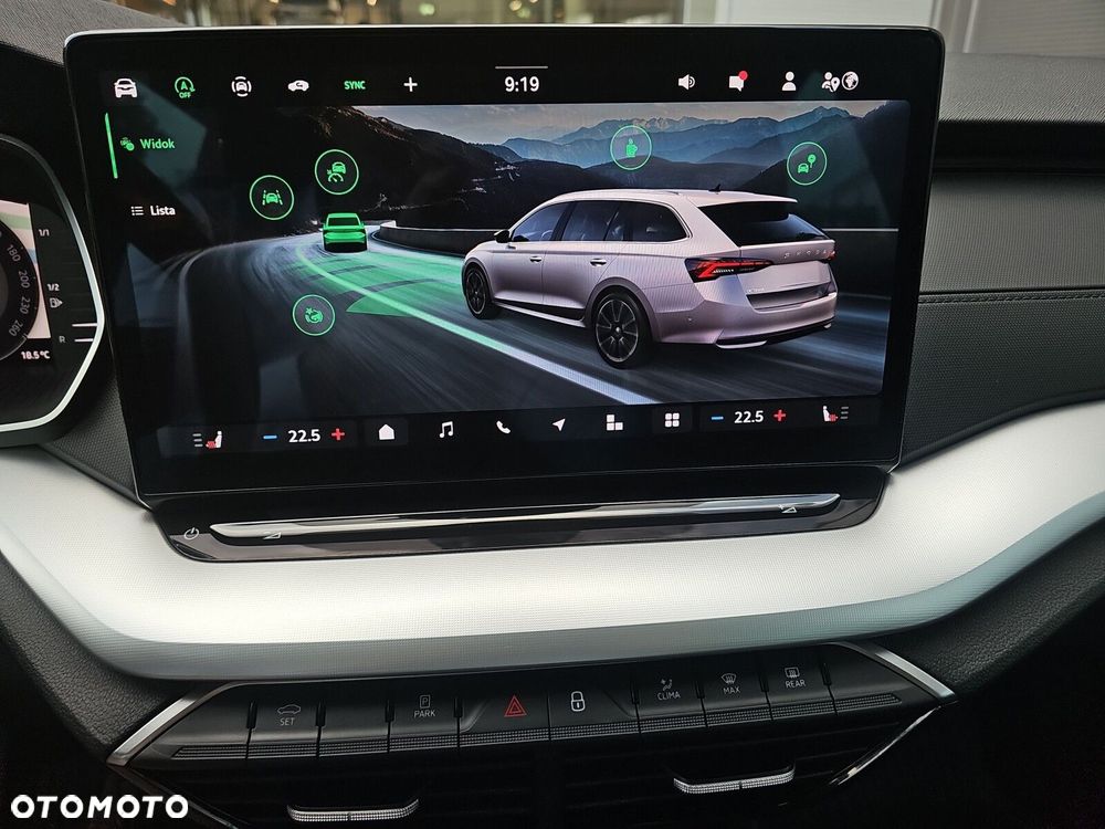 Skoda Octavia 1.5 TSI mHEV Selection DSG - 25