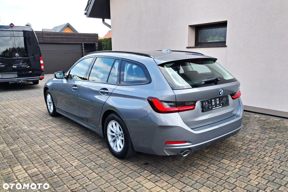 BMW Seria 3 318i Business Edition - 2