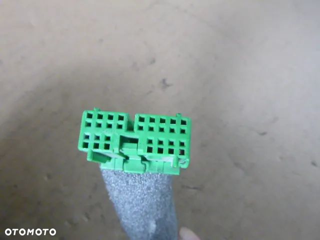 LUSTERKO LEWE ELEKTRYCZNE VOLVO S60 I 00-10 - 12