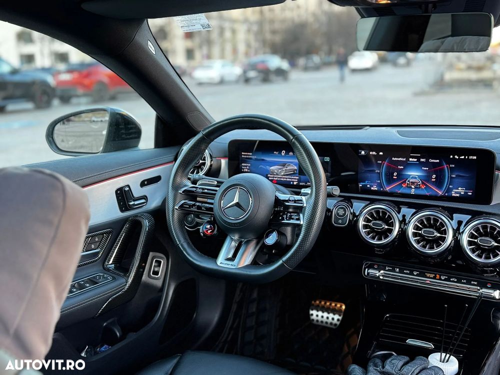 Mercedes-Benz CLA - 21