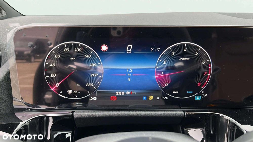 Mercedes-Benz GLA 200 AMG Line - 15