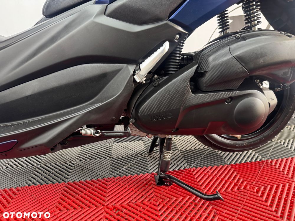 Yamaha NMAX - 14