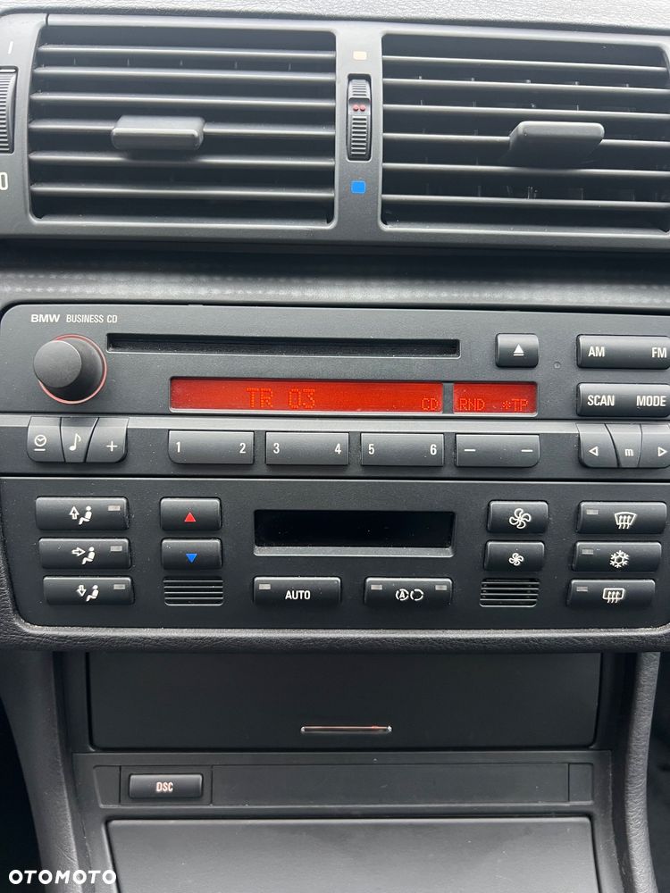 BMW Seria 3 318 CI - 23