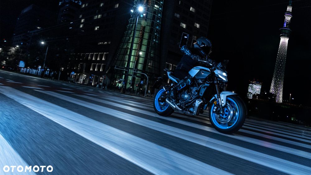 Yamaha MT - 8