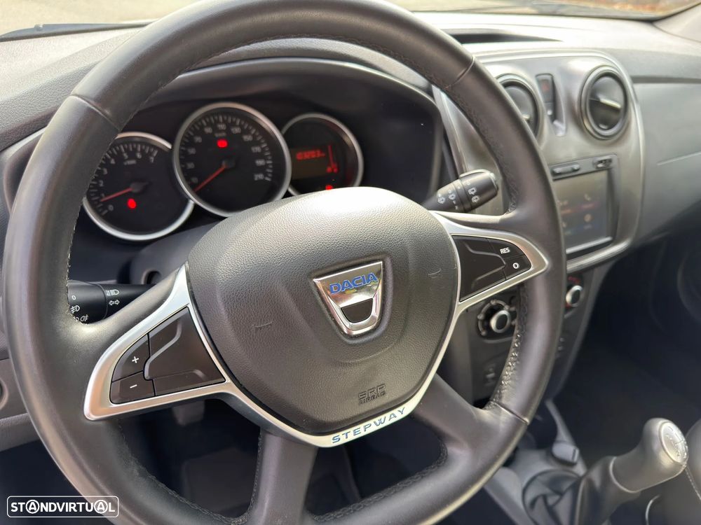 Dacia Sandero 0.9 TCe Stepway - 15