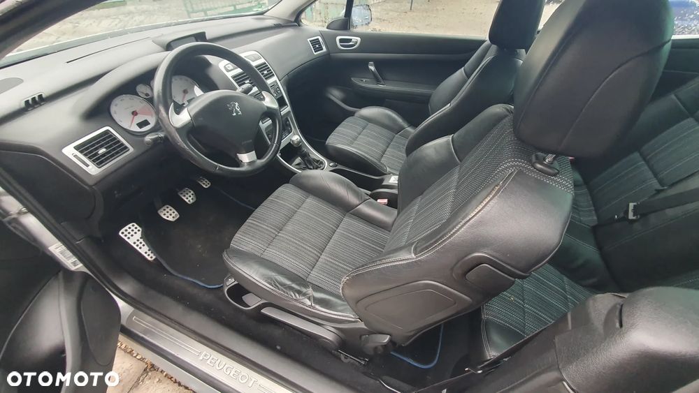 Peugeot 307 CC 1.6 - 14