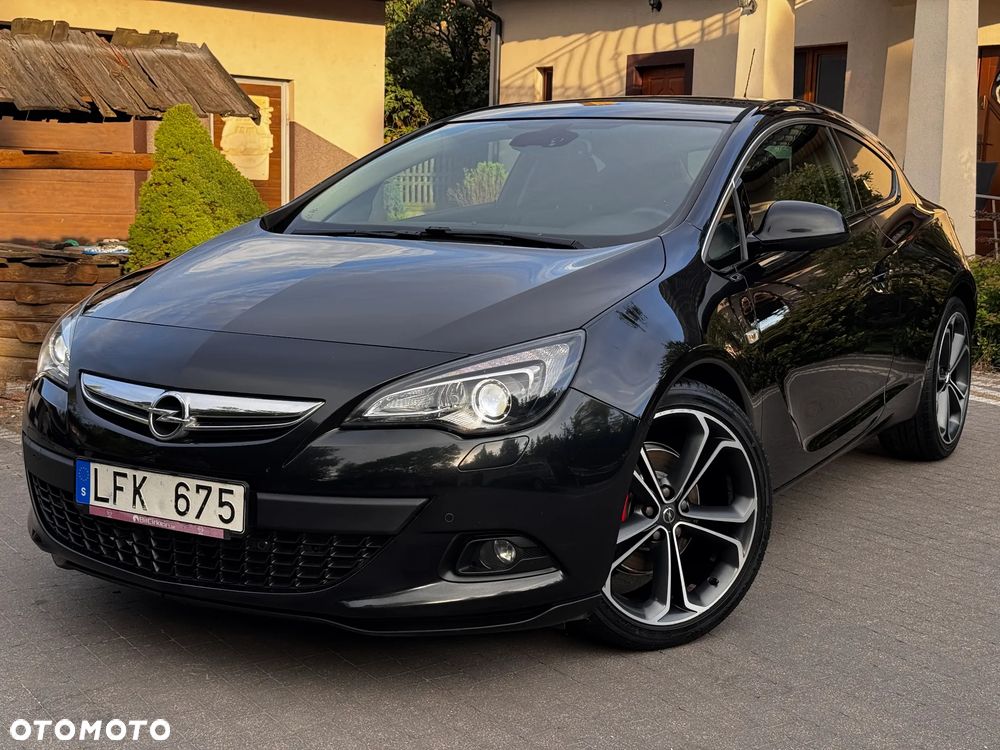 Opel Astra 1.6 Turbo Edition - 2