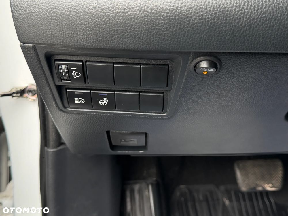 Toyota Yaris Hybrid 1.5 Comfort - 34