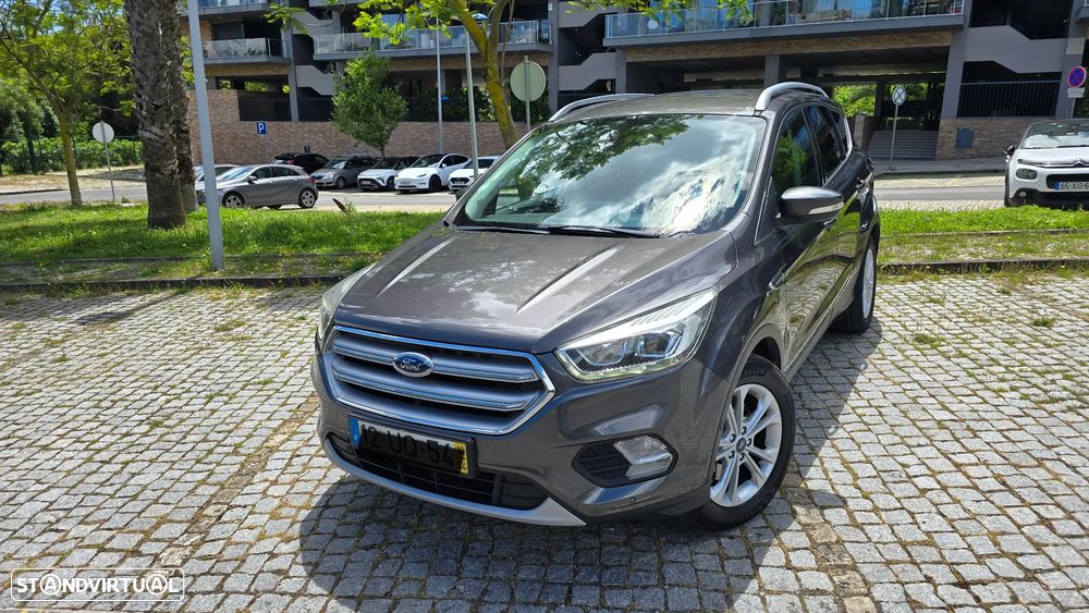 Ford Kuga 1.5 TDCi Titanium - 1