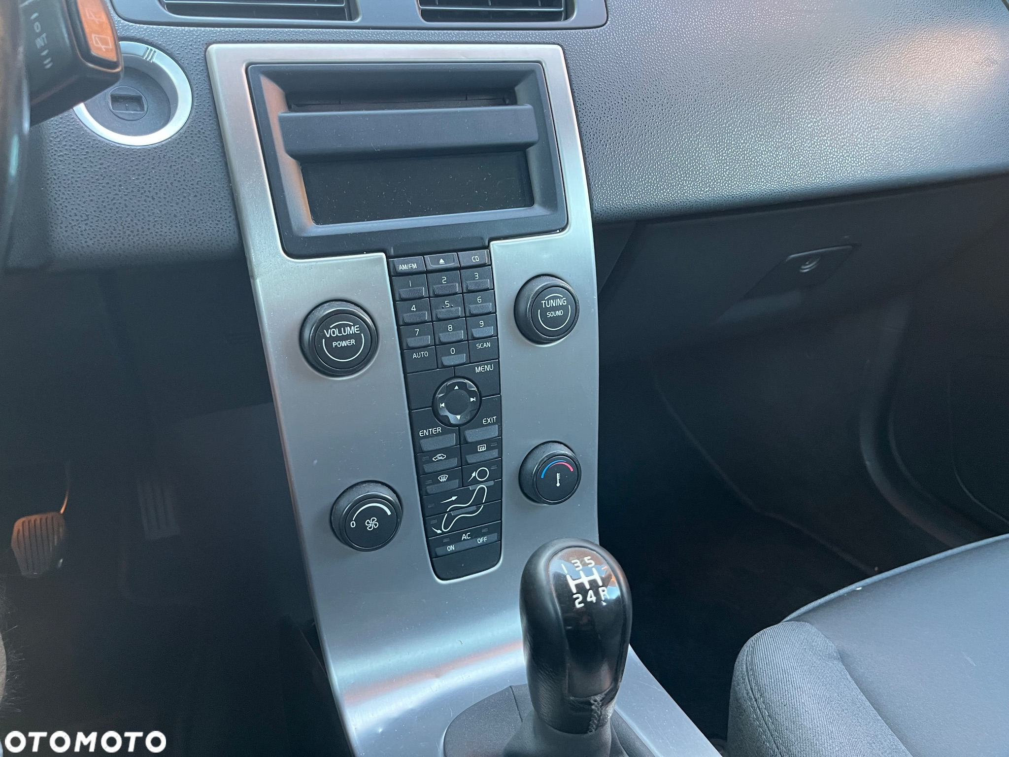 Volvo V50 2.4 - 10