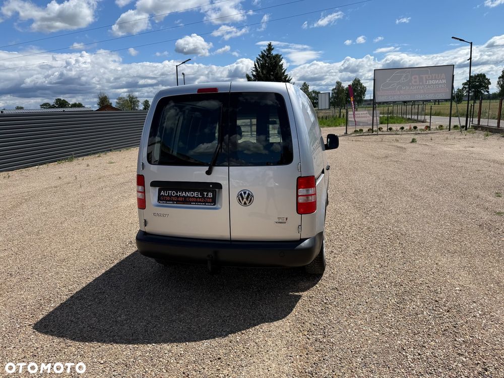 Volkswagen Caddy - 12