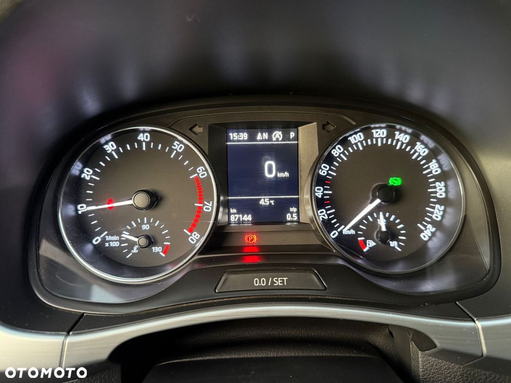 Skoda Fabia 1.0 TSI DSG Monte Carlo - 19