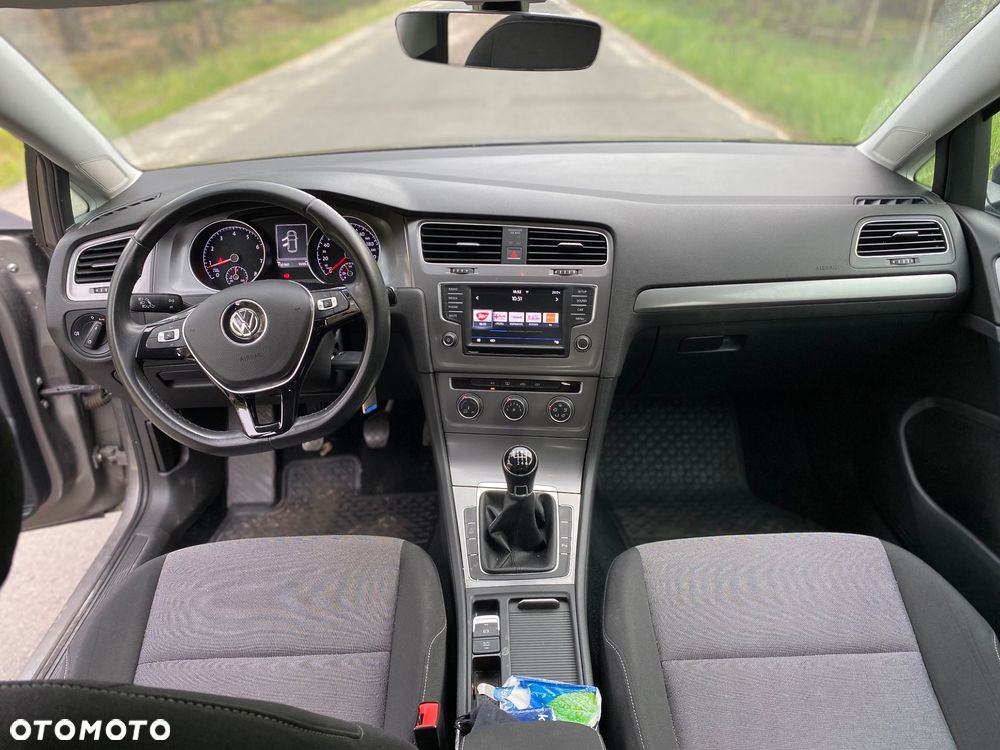 Volkswagen Golf 1.2 TSI BMT Start - 8