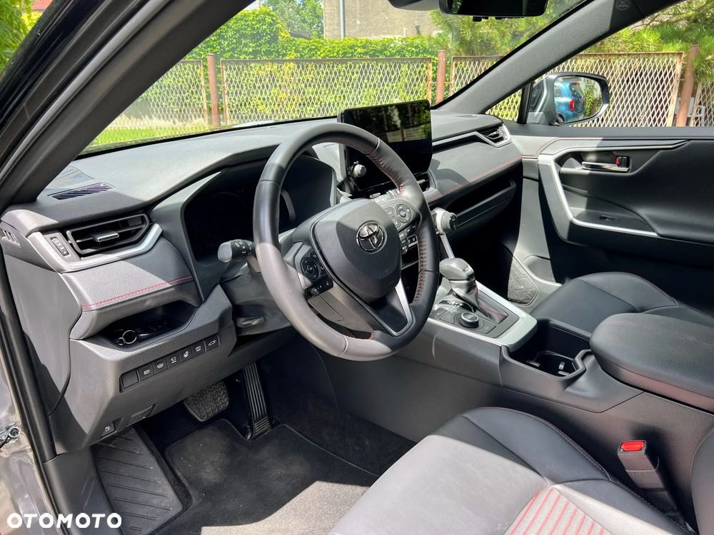 Toyota RAV4 - 24