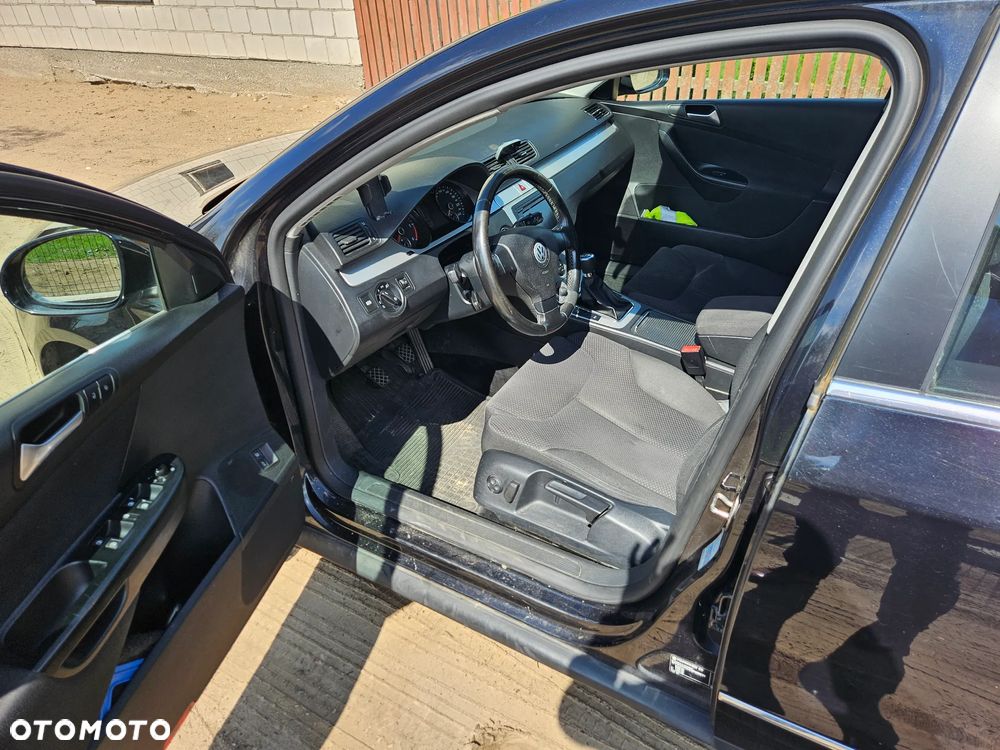 Volkswagen Passat 2.0 TDI DPF Comfortline - 5