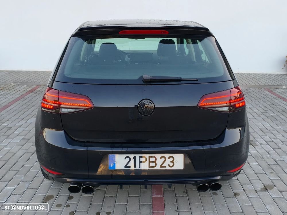 VW Golf 1.6 TDi R-Line - 18