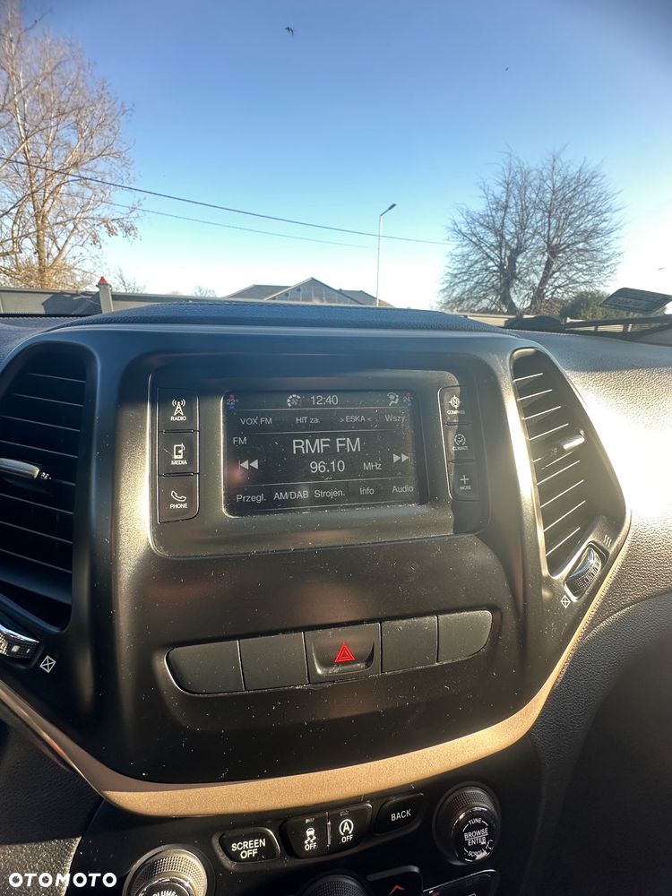 Jeep Cherokee 2.0 MJD Active Drive I Longitude - 16