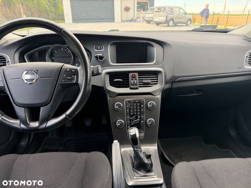Volvo V40 D2 - 7