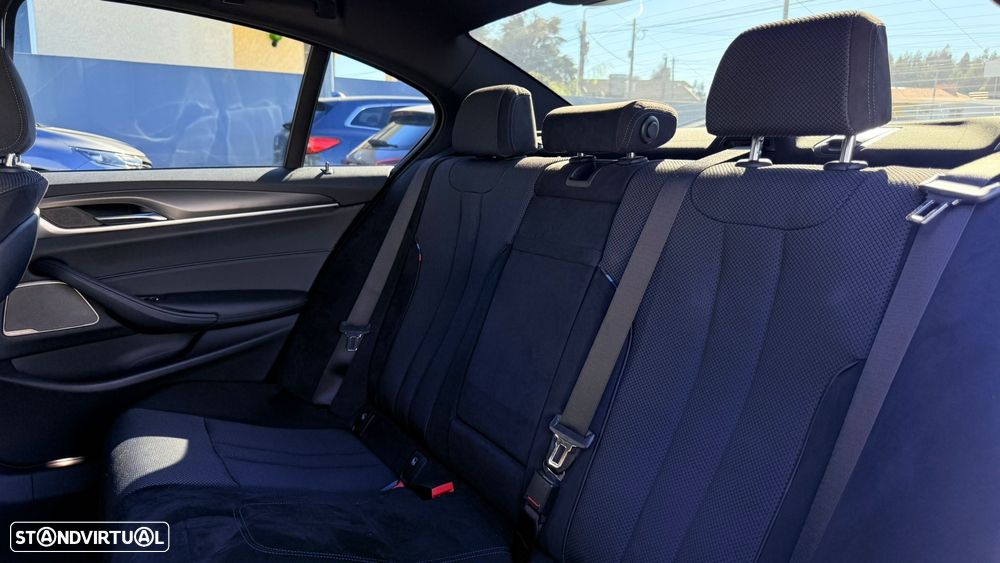 BMW 530 e iPerformance Pack M - 13