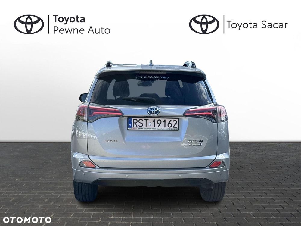 Toyota RAV4 - 4