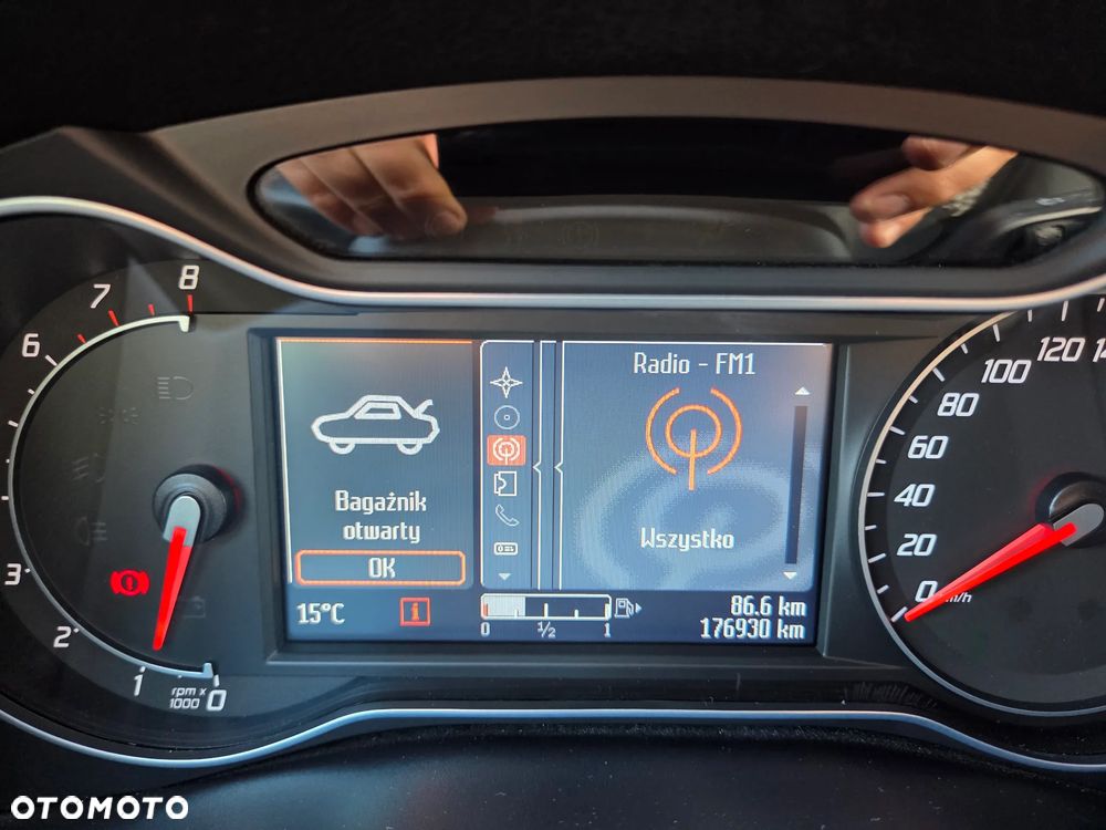 Ford Mondeo ver-1-6-ecoboost-start--stopp-business-edition - 14