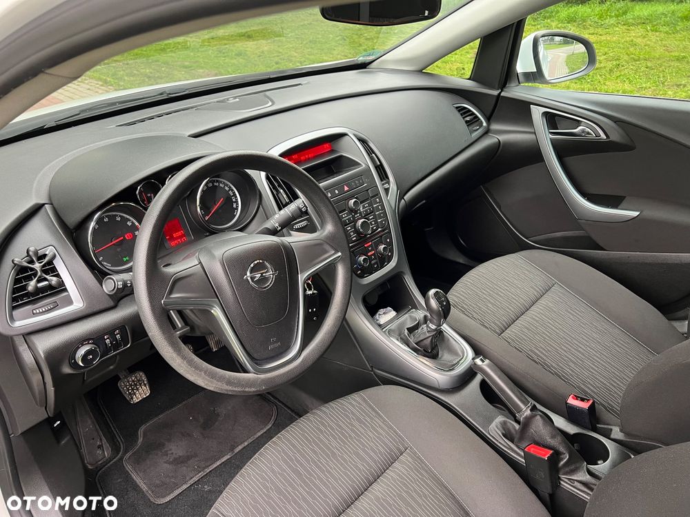 Opel Astra IV 1.4 Essentia - 14