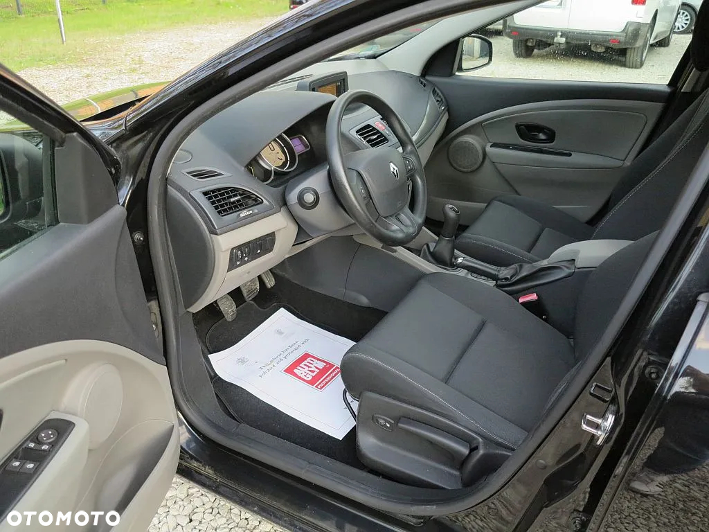 Renault Megane 1.6 16V 110 Dynamique - 8
