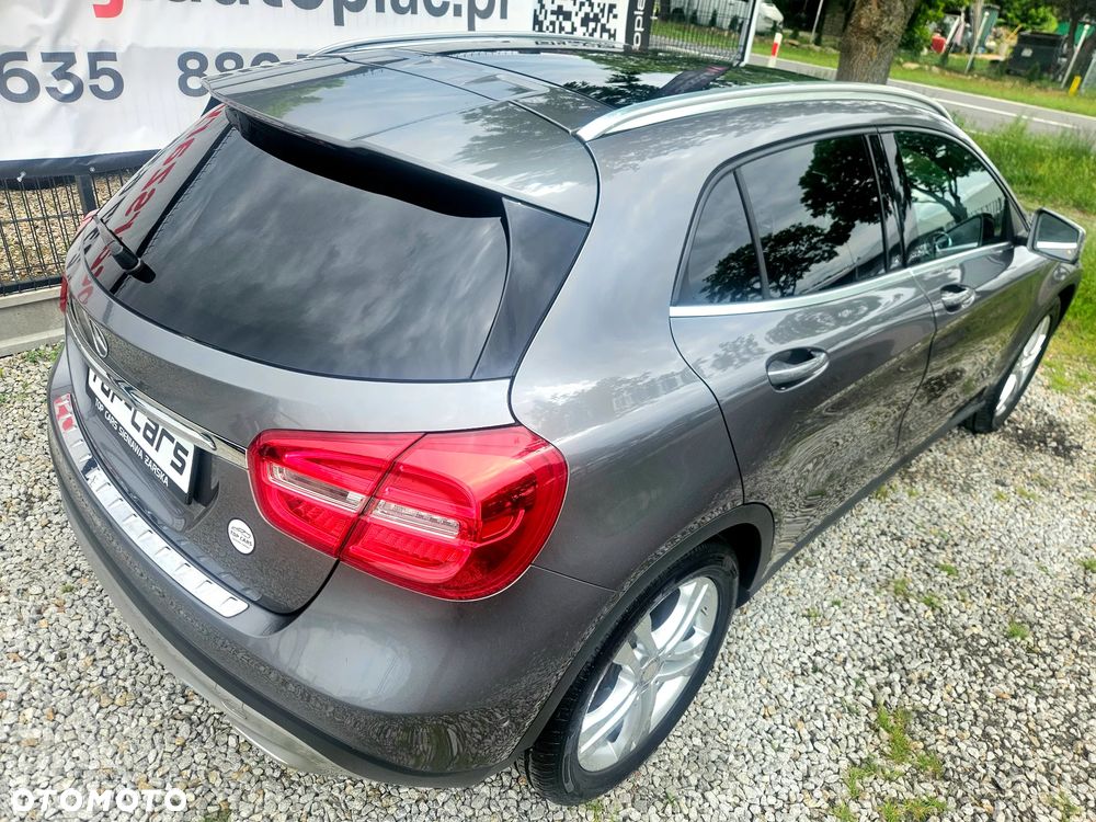 Mercedes-Benz GLA - 19