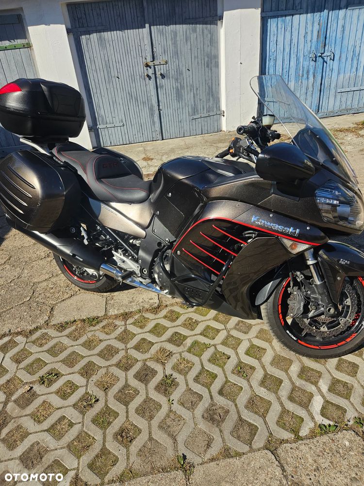 Kawasaki GTR