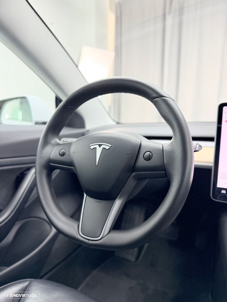 Tesla Model 3 Long-Range Dual Motor AWD - 21