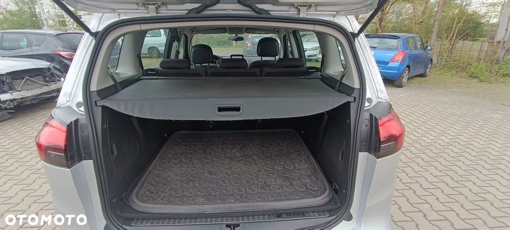 Opel Zafira - 23