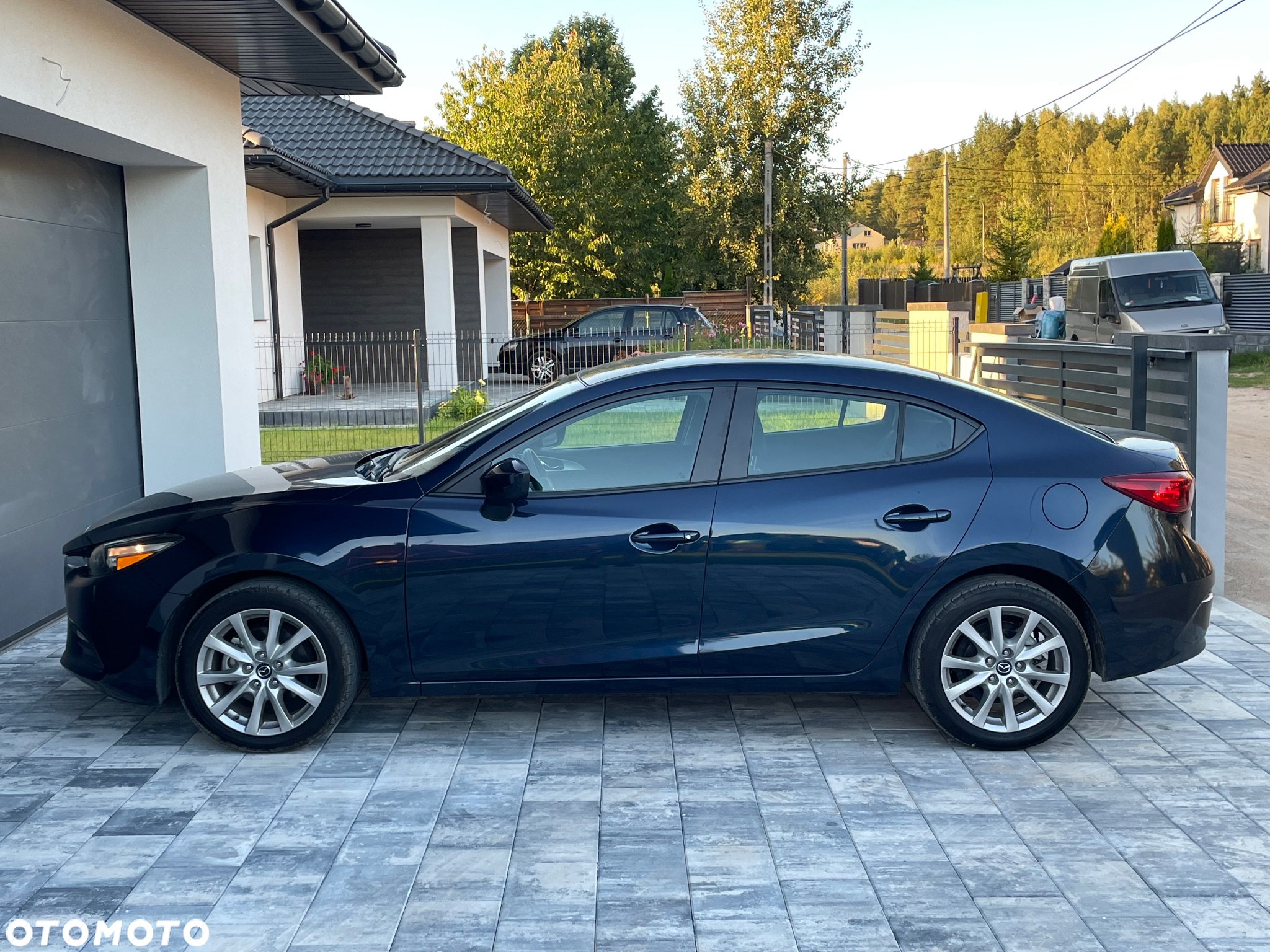 Mazda 3 - 9
