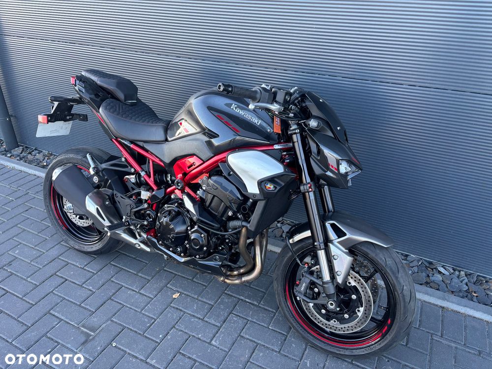 Kawasaki Z - 6