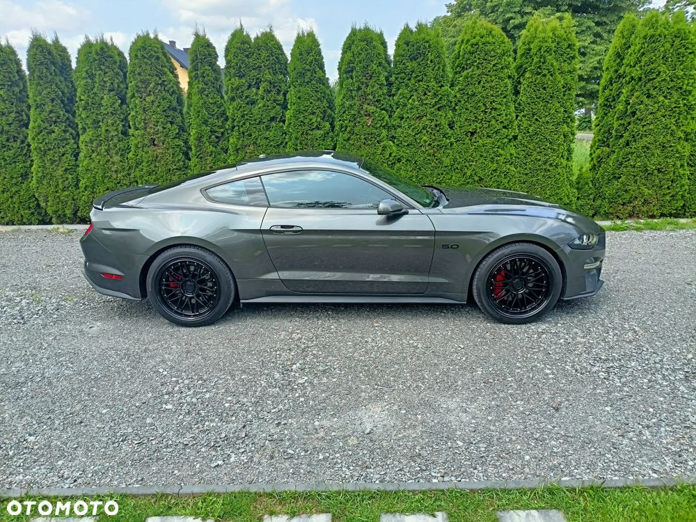 Ford Mustang - 6