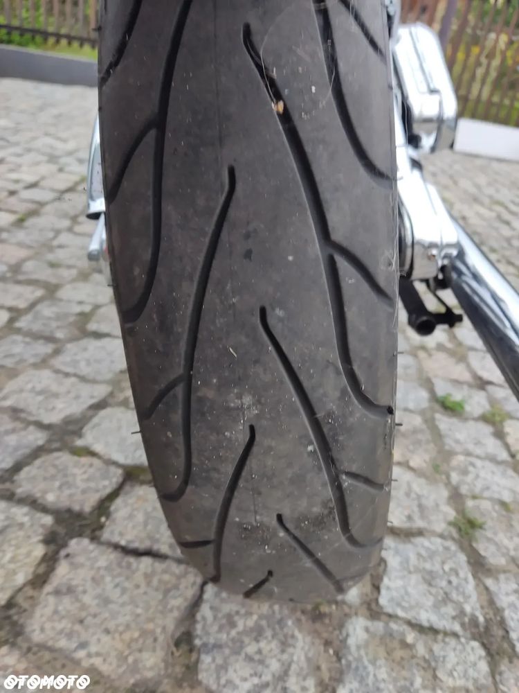 Harley-Davidson Softail Custom - 6