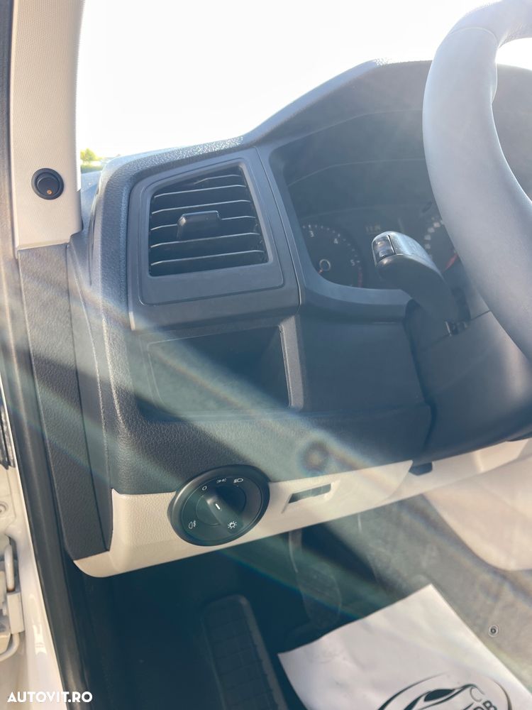 Volkswagen Transporter 2.0TDI  LUNG  USI SPATE - 30