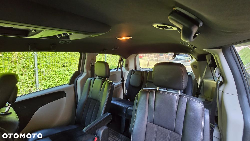 Dodge Grand Caravan 3.6 R/T - 24