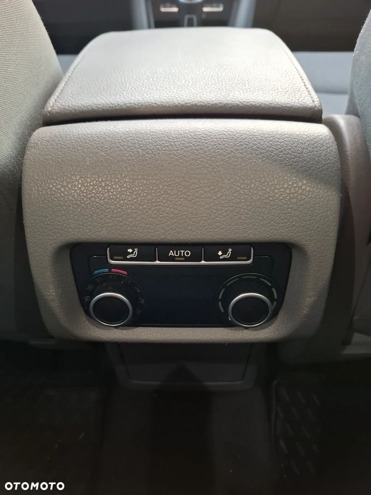 Volkswagen Sharan 2.0 TDI 4Mot Comfortline - 14
