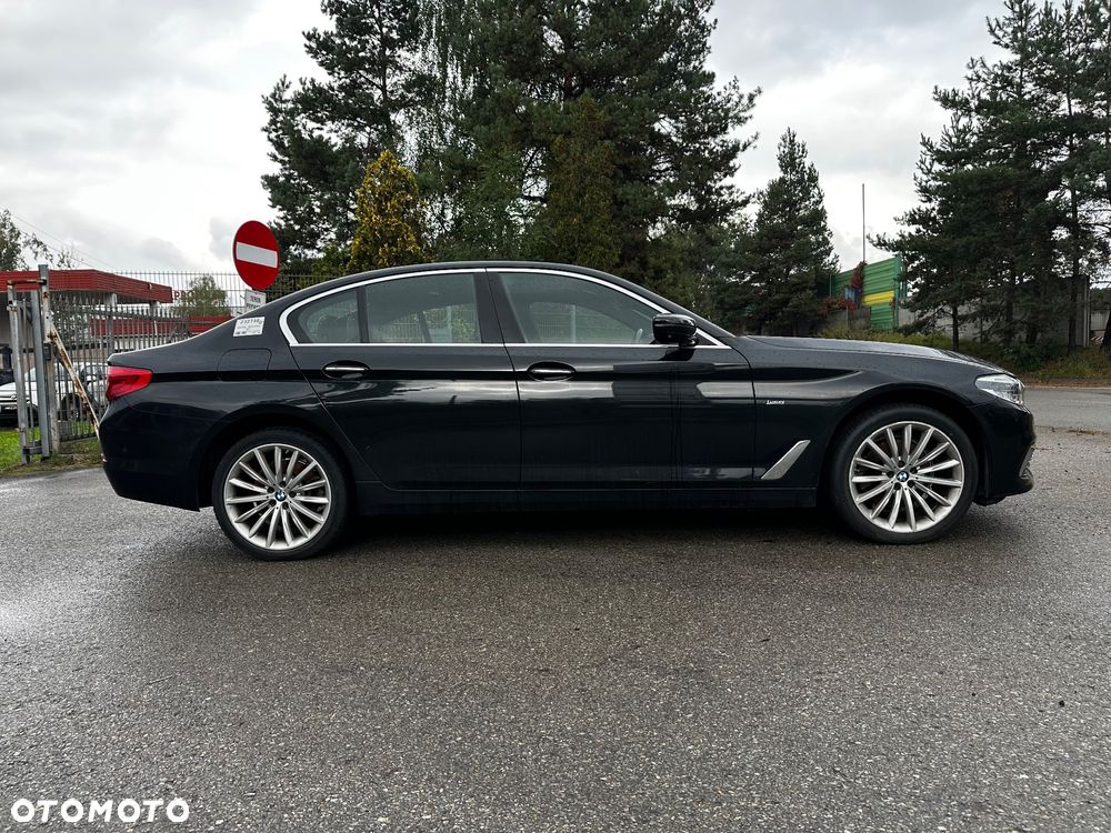BMW Seria 5 520i GPF Luxury Line - 7