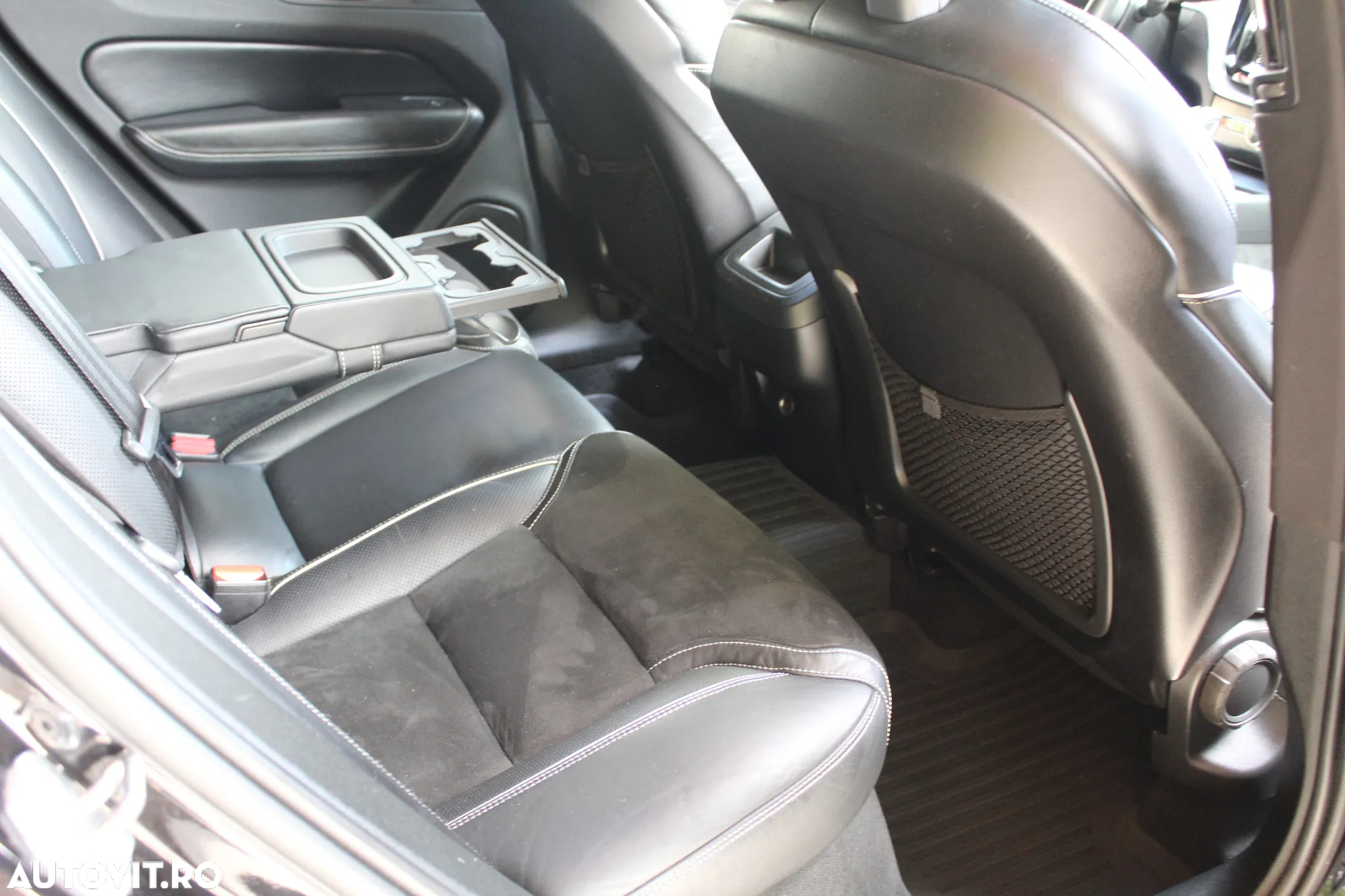 Volvo XC 60 D4 AWD Geartronic RDesign - 5