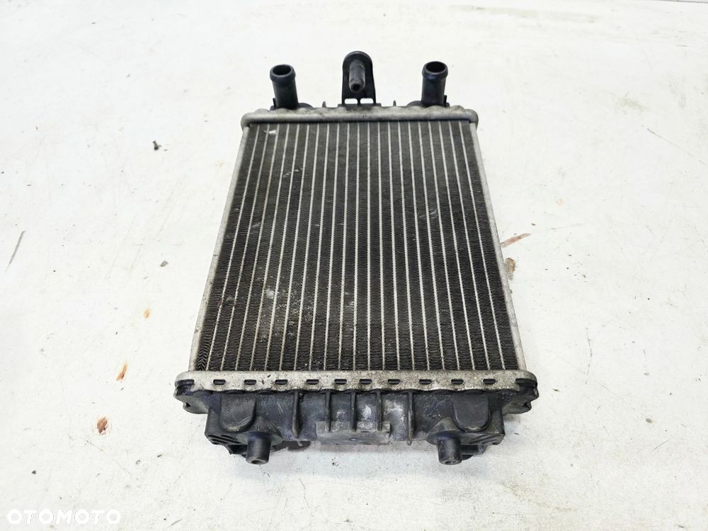 DODATKOWA CHŁODNICA PŁYNU WODY AUDI A4 S4 B8 A5 S5 8T 3.0 TFSI 8K0121212B - 3
