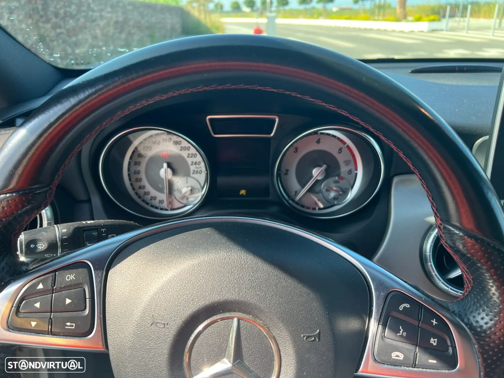 Mercedes-Benz CLA 180 d Shooting Brake AMG Line - 8