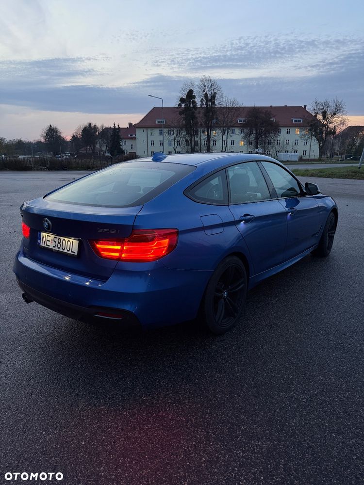 BMW 3GT 328i xDrive M Sport - 6