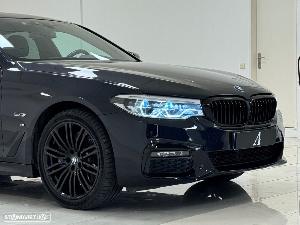 BMW 530 e Pack Desportivo M - 24