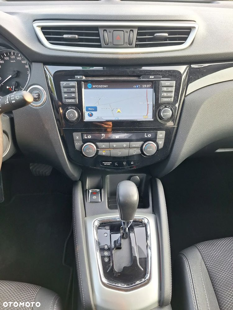 Nissan Qashqai 1.6 DCi Tekna Xtronic EU6 - 10
