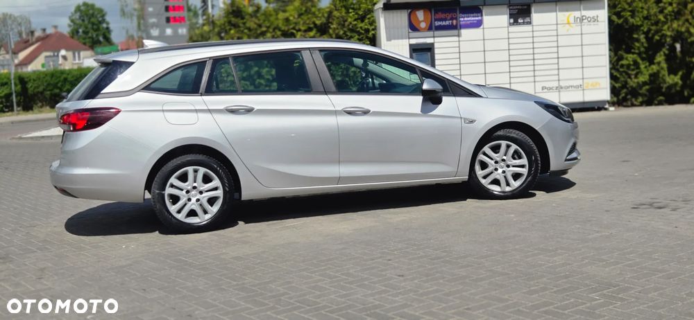 Opel Astra 1.4 Turbo Innovation - 19