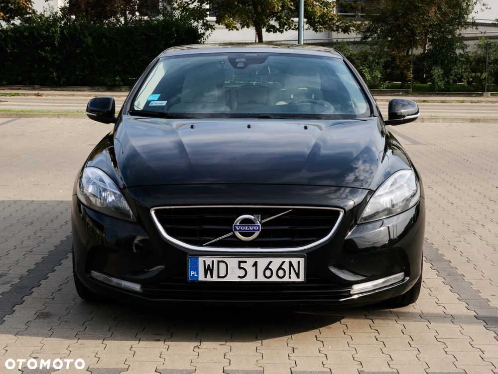 Volvo V40 T4 Momentum - 16